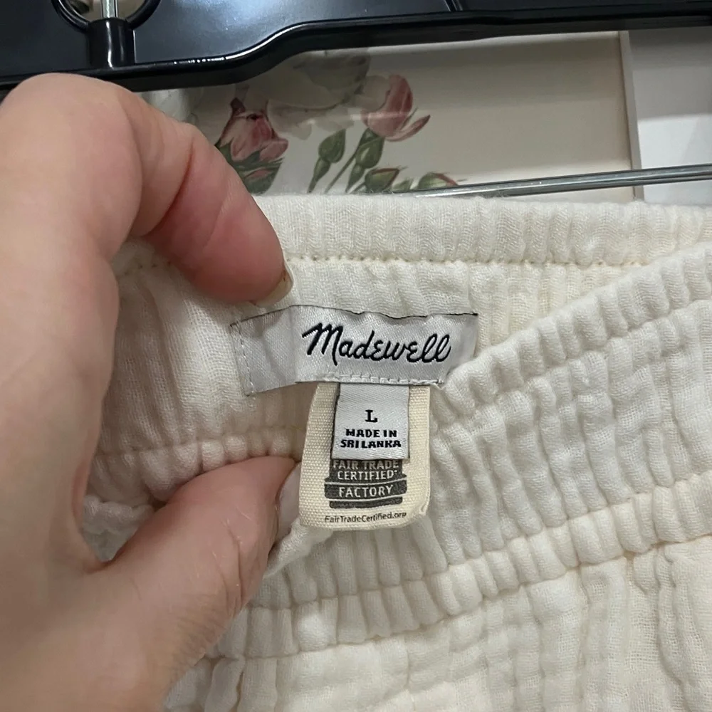 Madewell Cream Gauze Barrel Leg Pants (slight taper at the bottom) with Pockets - Picture 4 of 5